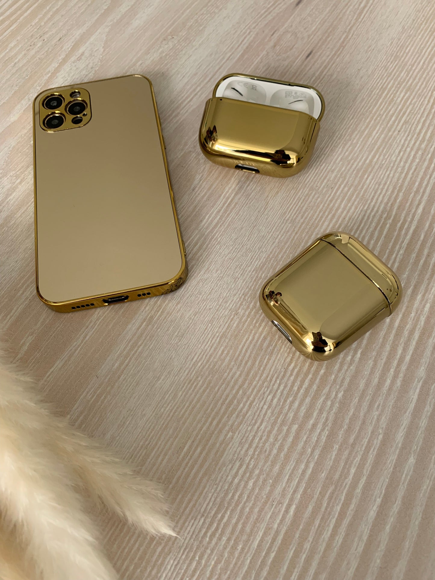 Gold Reflective AirPods Case
